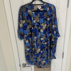 Gently Used - LulaRoe Lindsay Kimono (S)